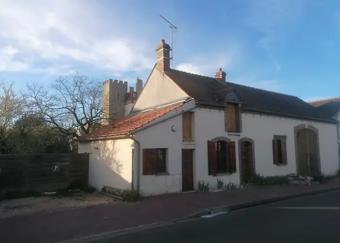 Maison Entre Ville Et Campagne